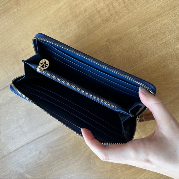 Tory Burch Blue Patent Leather Ziparound Accordion Wallet, One Size - Picture 9 of 15